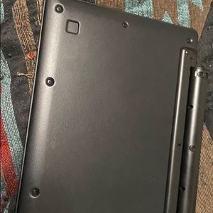 Tablet with detachable keyboard